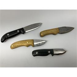 TBS Boar knife, the 6cm steel blade with boar's head motif L16cm; Gary Mills bushcraft knife with 10cm steel blade; and two other short blade hunting knives with hardwood handles, one with damascus blade (4)
