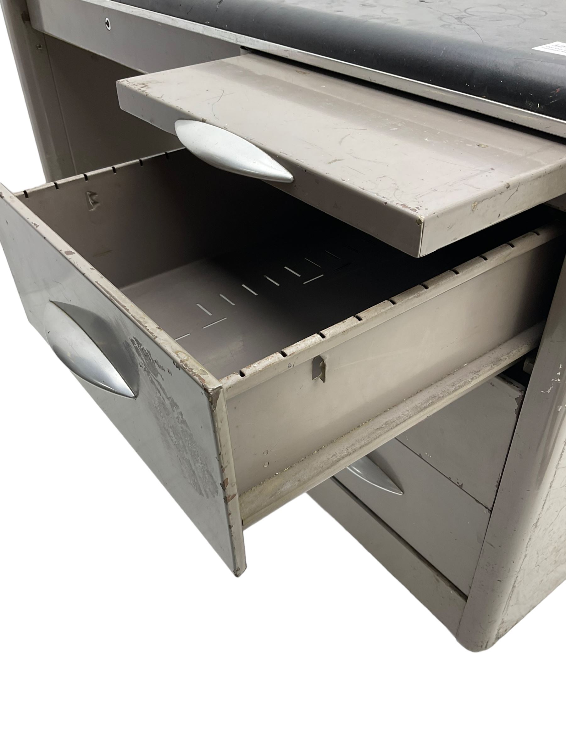 Sankey Sheldon - mid-20th century industrial metal desk, rectangular top over single pedestal fitted with three drawers and slide