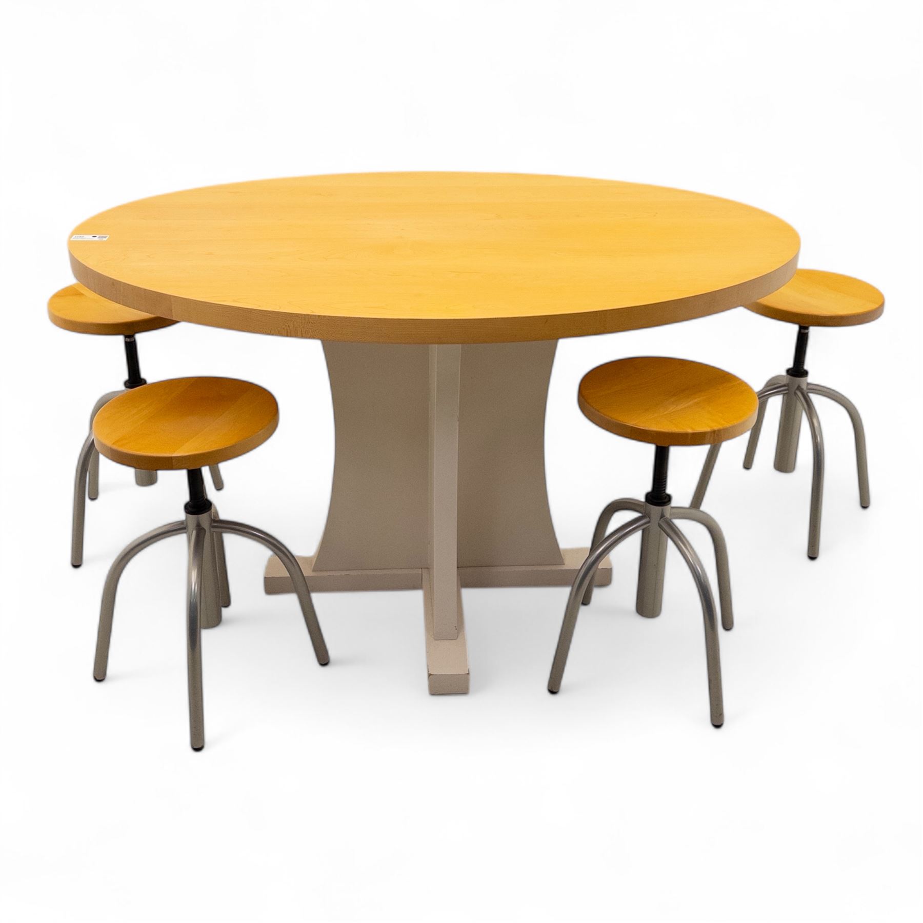Individual craftsman made maple kitchen dining suite, oval top dining table and contrasting painted pedestal base, together with four adjustable stools with maple top and tubular steel supports (H 48-80cm, W 31cm)