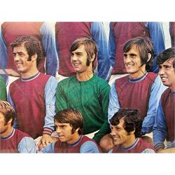 1970-1 photograph of West Ham United FC squad members, including Bobby Moore, Geoff Hurst, Harry Redknapp, Trevor Brooking, Jimmy Greaves, Billy Bonds etc, most players with signatures, 30 x 45cm, framed and glazed