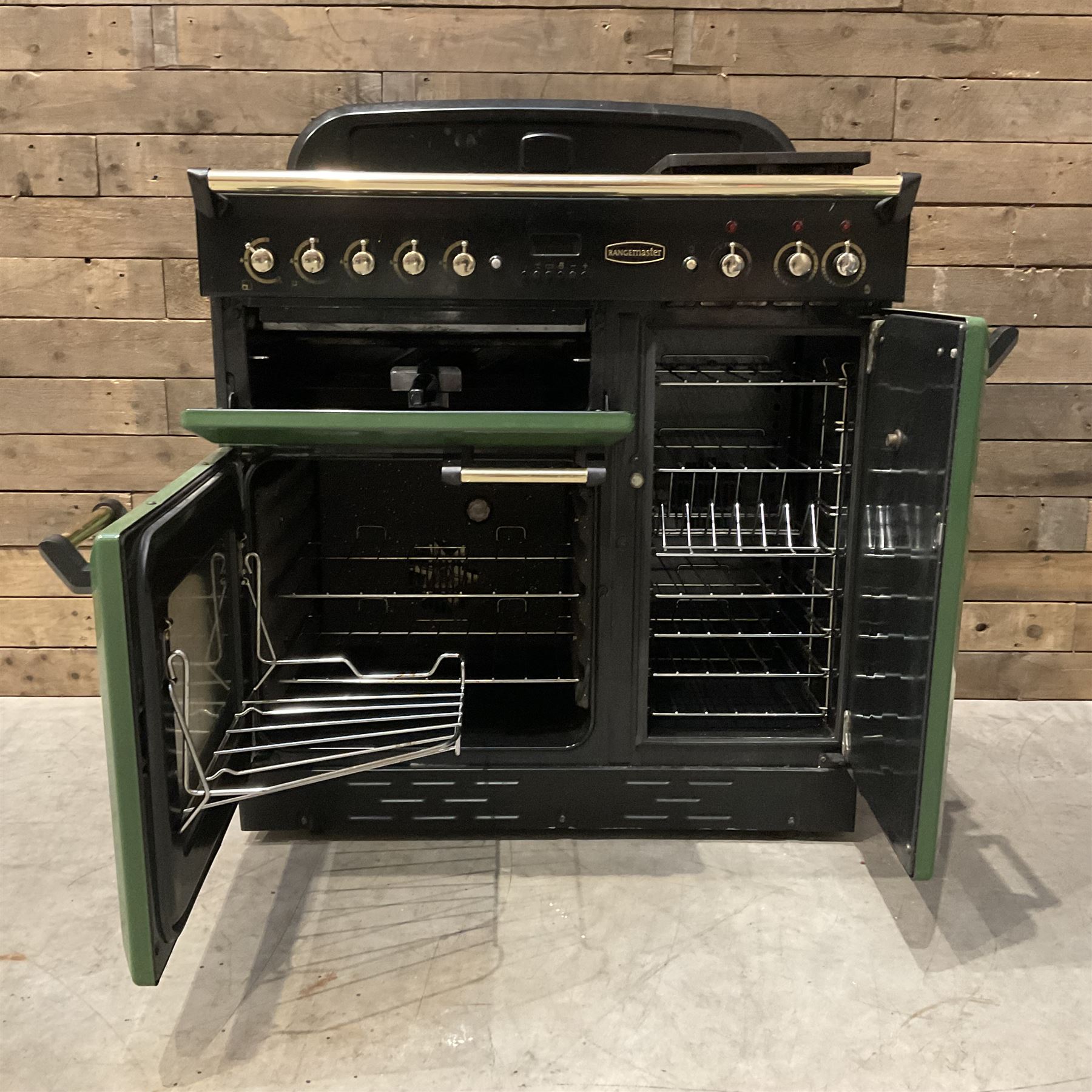 Range Master Classic 90 dual fuel range cooker
