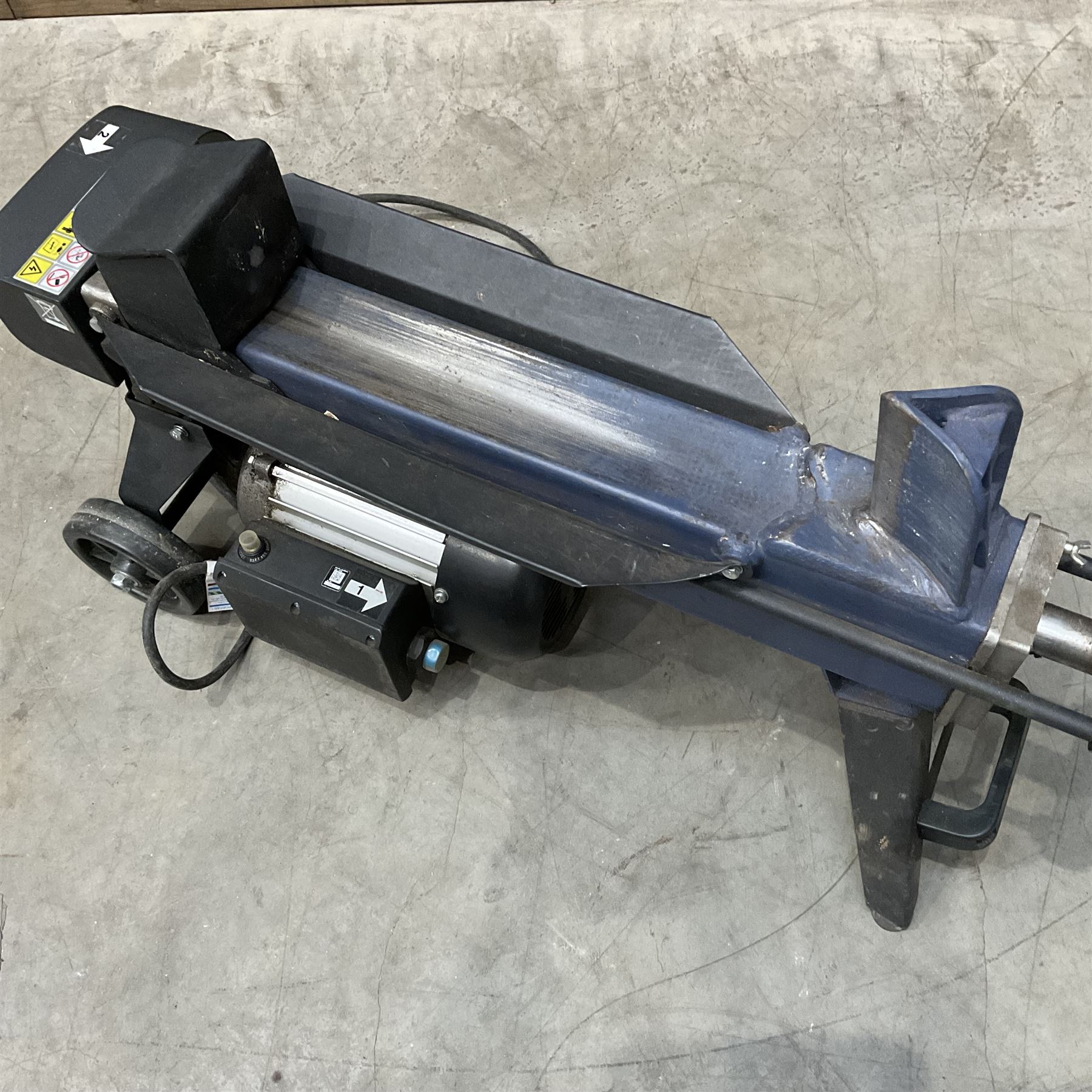 Einhell electric log splitter BT-LS 44