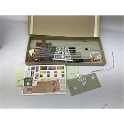 '00'/HO gauge - Faller B-103 Station kit and 1205 Combi-Kit; boxed with instructions; large quantity of Hornby track including points and curved points, girder bridge, diamond crossings, straights, curves etc; some boxed; and boxed H&M Duette controller etc