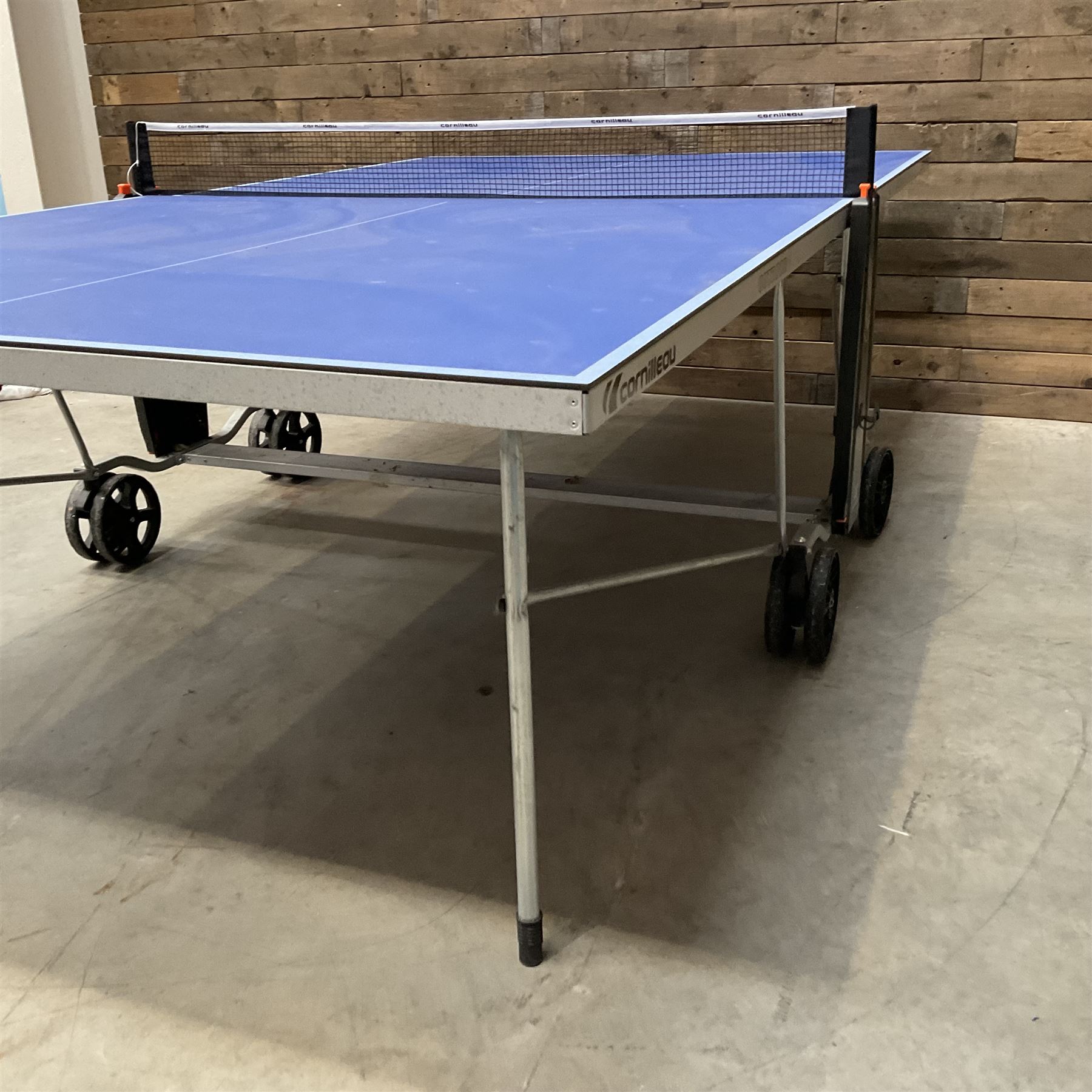 Cornilleau 100S crossover table tennis table, folding with cover