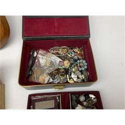 Coins, jewellery and miscellaneous collectables, including pendants, wristwatches, rings, pre decimal pennies, travelling toilet set, various buttons, etc. 