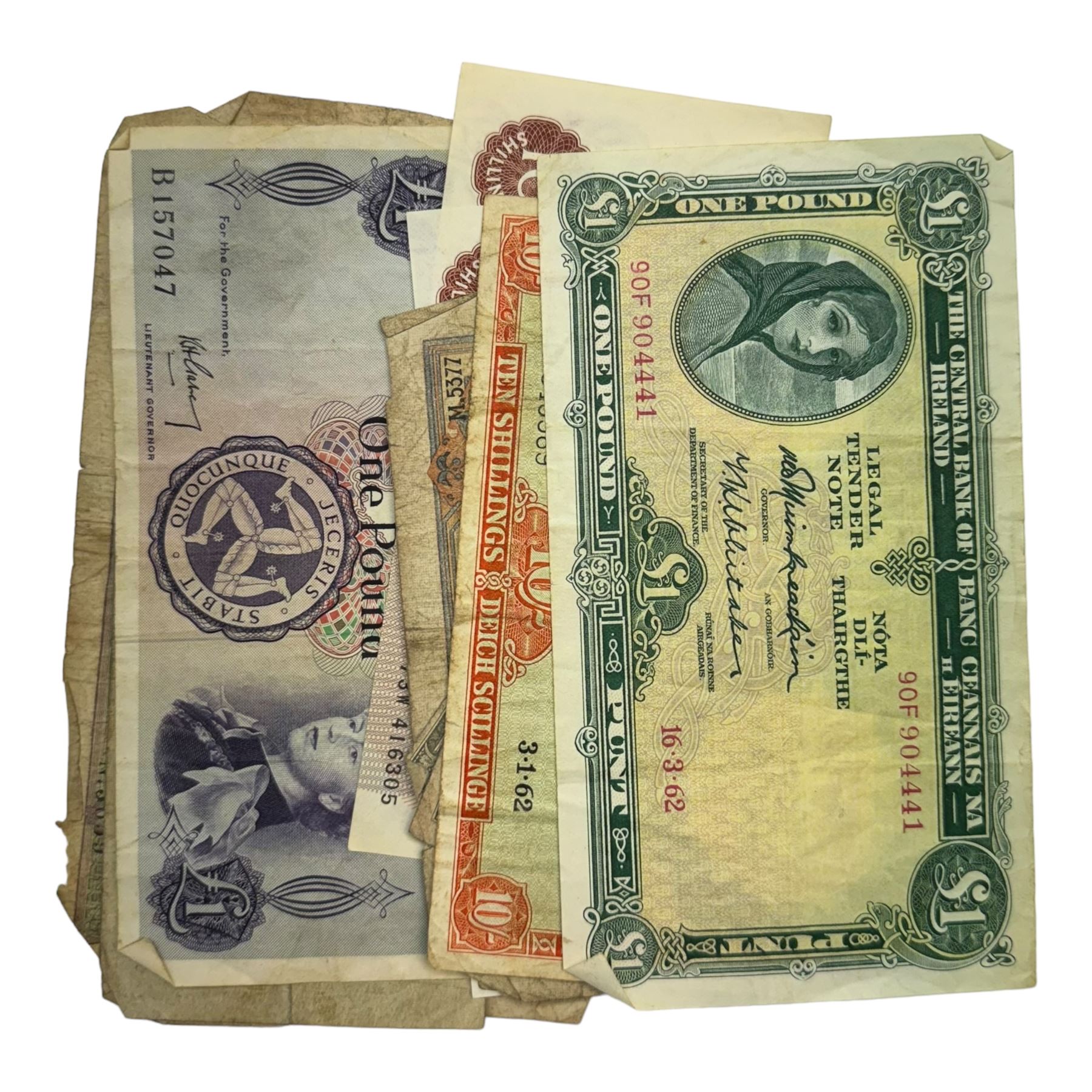 United States of America 1891 silver Morgan dollar, Queen Elizabeth II Canada 1976 Montreal Olympic Games sterling silver four-coin set, 1983 Great British coins year set etc and various banknotes with Bank of England ten shillings, The Central Bank of Ireland ten shillings 'IIP043989 3.1.62' and one pound '90F904441 16.3.62' etc