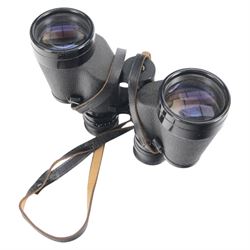 Carl Zeiss 8 x 50 B binoculars, serial no. 615911 made in Germany, in original case
