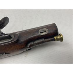 Early 19th century Wm. Hollis flintlock belt or pocket pistol, approximately 20 bore, the 10cm barrel with ram rod under, engraved lock plate with maker's name and roller frizzen, engraved trigger guard with pineapple finial and walnut stock with chequered grip L25cm overall