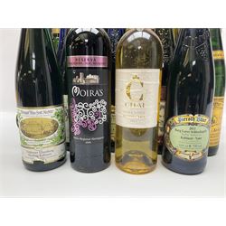 Mixed wine, including Pieroth Blue 2011, Kabinett, Moira's 2009  Reserva, Chai 2011 Bordeaux, etc, various content and proof (31)