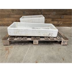 Rectangular shallow Belfast sink (W91cm, D46cm, H16cm) and another Belfast sink (W62cm, D46cm, H26cm)