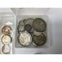 Queen Victoria 1897 crown coin, three King George V half crowns, King George VI 1937 crown, Queen Elizabeth II 1977 silver proof crown cased with certificate and other coinage 