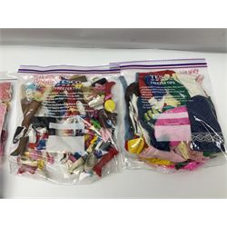 Barbie - quantity of uncarded/loose 1980s fashion doll outfits for Barbie, Ken and baby together with other accessories including shoes and boots, hats and scarves, brushes and combs etc