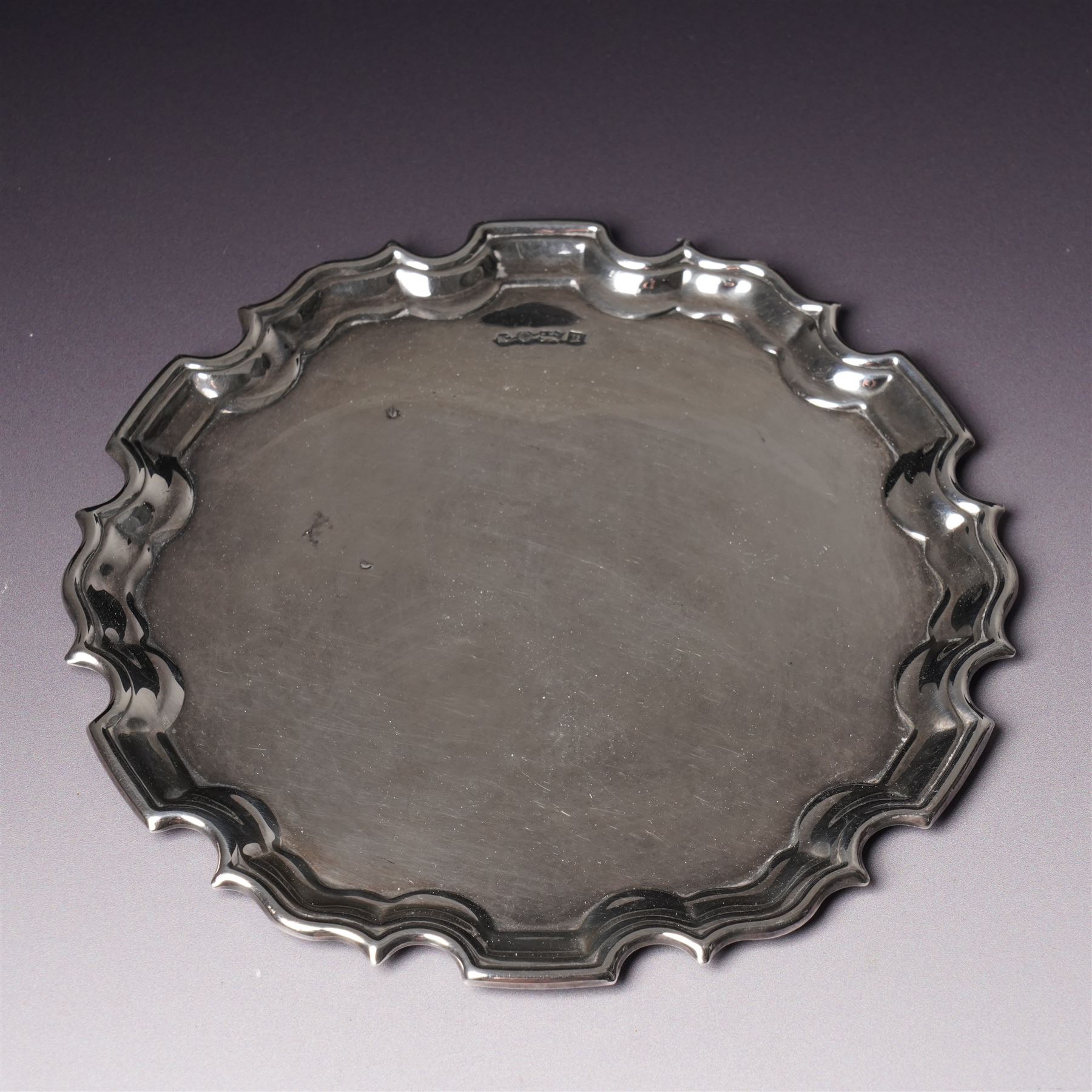 Silver card tray with pie crust border D15cm Sheffield 1995 Maker Carr's of Sheffield Ltd