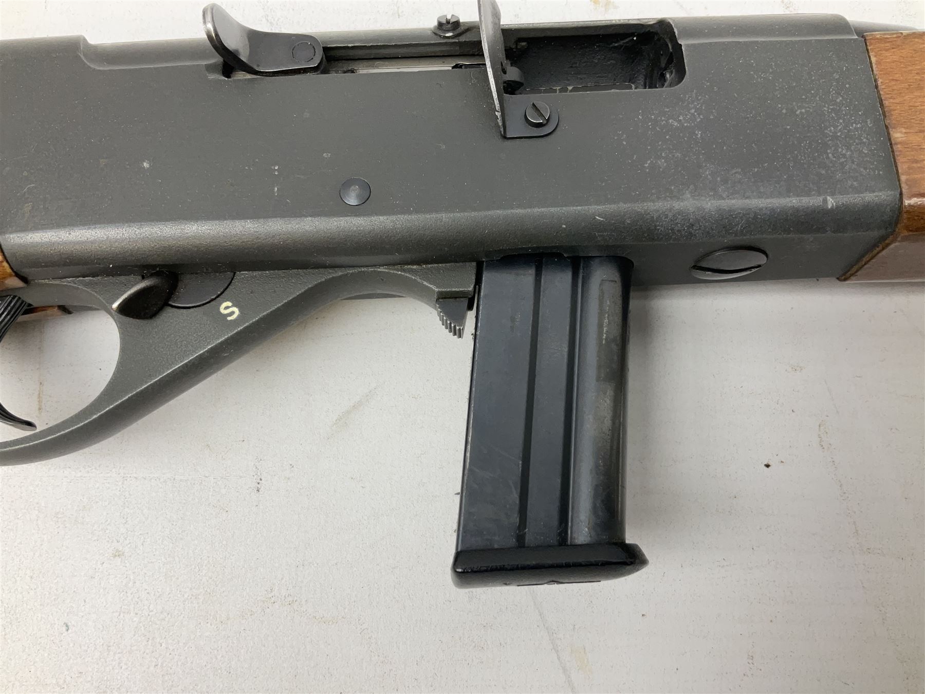 Anschutz Model 525 semi-automatic .22 rim-fire rifle, the 61cm barrel threaded for sound moderator, serial no.139278, L110cm FIREARMS CERTIFICATE REQUIRED OR RFD