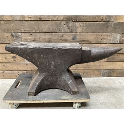 Blacksmiths anvil