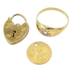 9ct gold heart lock clasp, 9ct gold ring setting and a Napoleon III 1857 gold 5 Francs coin