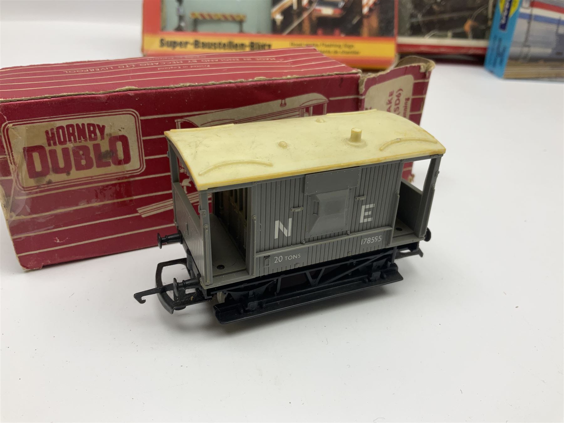 Hornby '00' gauge - RS.651 Freightmaster Set with Class 31 Diesel (Brush Type 2) A1A-A1A locomotive, seven wagons and track; boxed; together with fifteen various makers wagons and Busch Micro Electronic Roadworks Sign Set; predominantly boxed