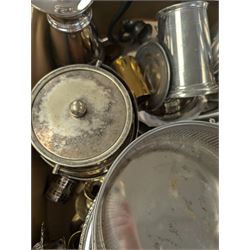 Collection of metal ware, including pewter tankards and plate, brass candlesticks, barrel, etc 