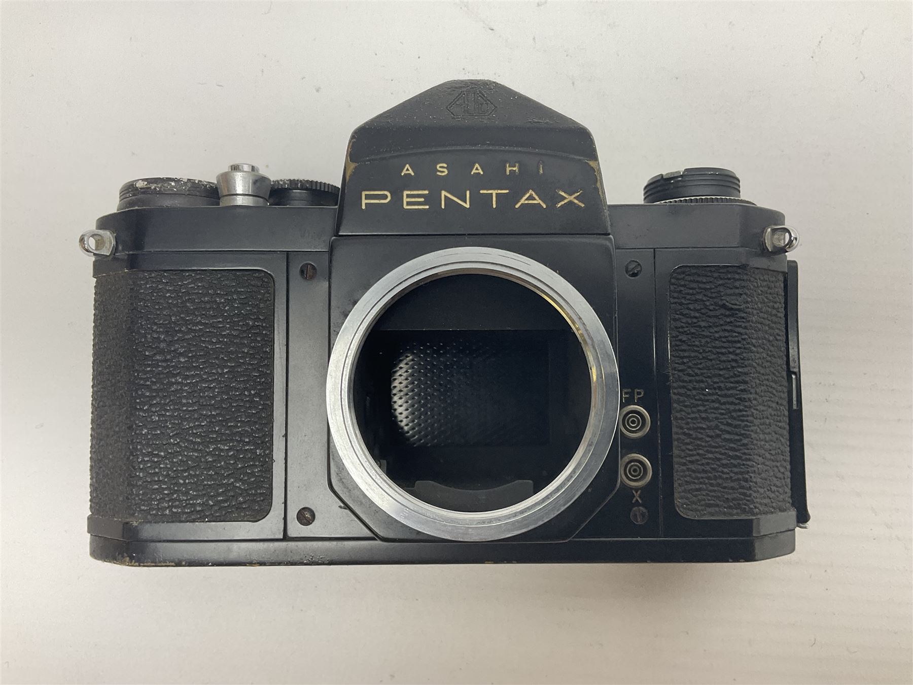 Olympus Pen-EE camera, serial no 415299, with Olympus D.Zuiko 1:3.5 f=2.8cm lens, together with four Olympus Trip 35 cameras, serial nos 4759245, 4257589, 1847727 and 5387611, each with Olympus D. Zuiko 1:28 f=40mm lenses