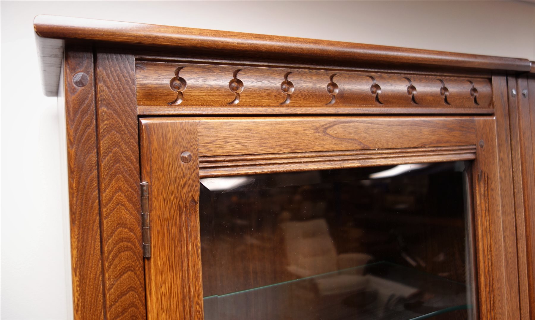 Ercol Mural breakfront bookcase display Golden Dawn elm finish