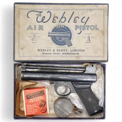 ..22 Webley & Scott Birmingham Mark 1 air pistol No.53041 with original box and pellets