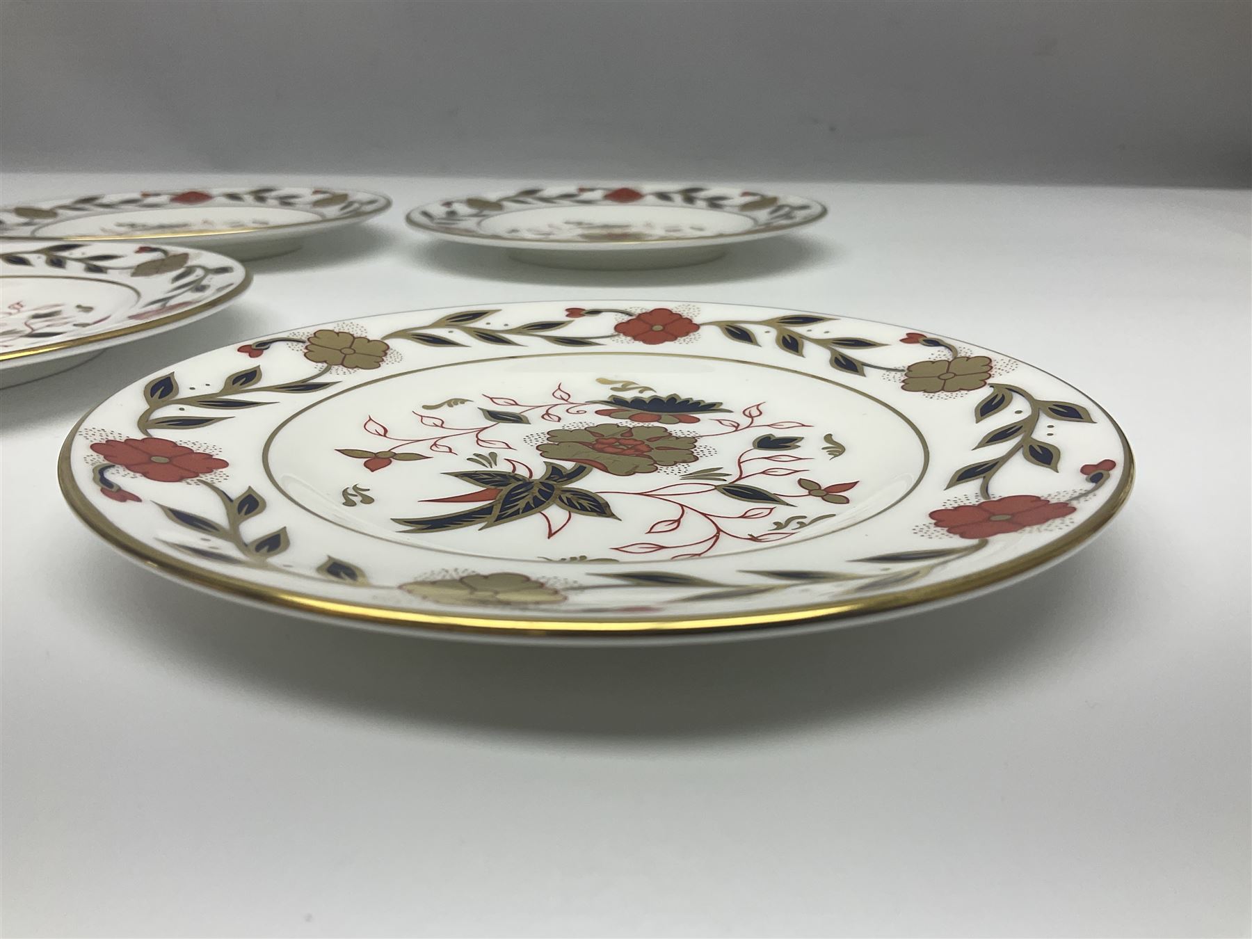 Royal Crown Derby Asian Rose pattern, tea set for four, comprising teacups, saucers and dessert plates (12)