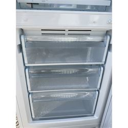 Bosch KGN30VW22G, Fridge freezer  - THIS LOT IS TO BE COLLECTED BY APPOINTMENT FROM DUGGLEBY STORAGE, GREAT HILL, EASTFIELD, SCARBOROUGH, YO11 3TX