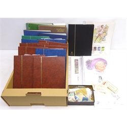  Large collection of World stamps in fifteen stockbooks and in packets including British 1980 limited edition first day of issue lithographs with cancelled stamps, error stamp, American stamps, Bahrain, Great British pre-decimal stamps, some earlier stamps and high values seen etc, in one box  