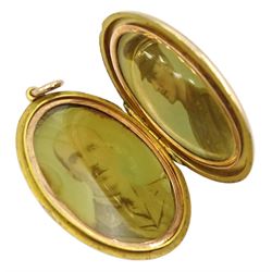 WW1 9ct rose gold hinged locket pendant with Royal Flying Corps and Royal Engineers engraved insignia, with officer photographic portraits within, by Cornelius Desormeaux Saunders & James Francis Hollings (Frank) Shepherd, London 1917

Provenance: From the late professor Derek Colville Scarborough