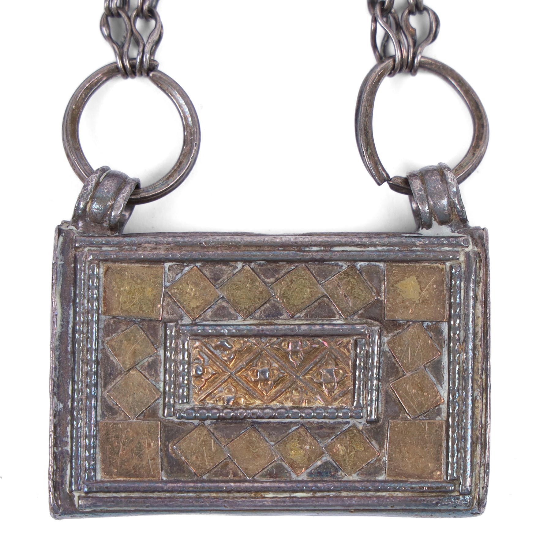 Omani silver Hirz pendant necklace