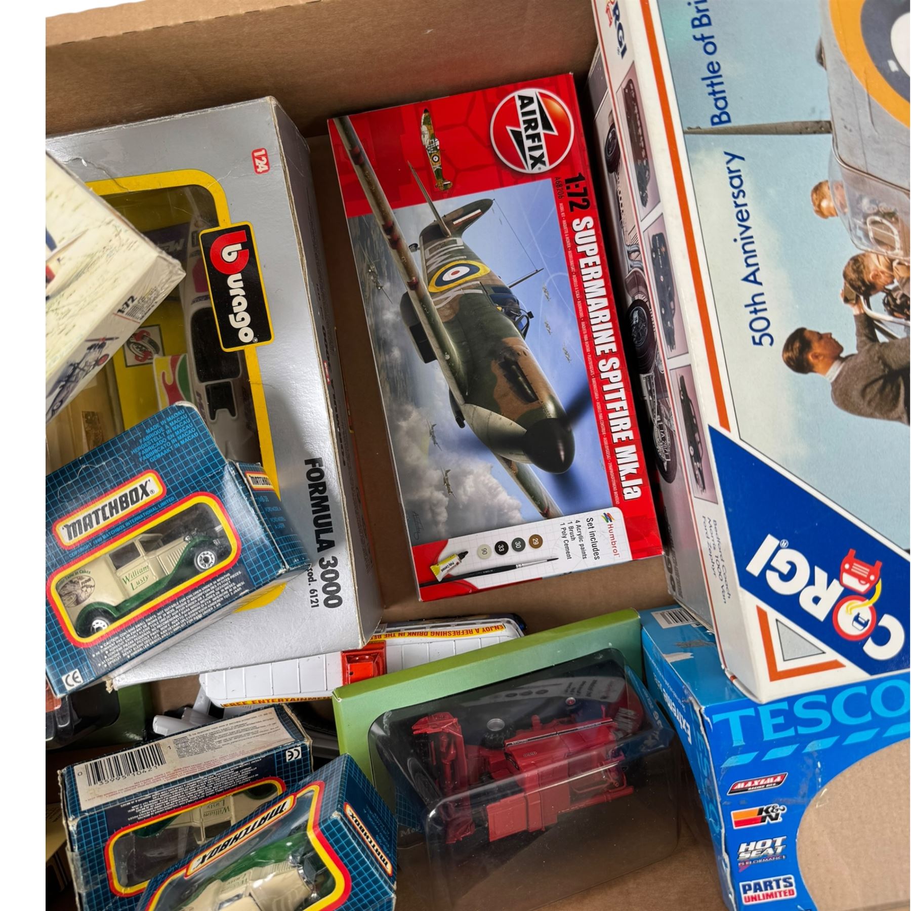 Collection of diecast model vehicles, including Corgi 50th Anniversary Battle of Britain, Bburago Formula 3000, Bburago Diamonds Mercedes Benz SSKL, etc all boxed