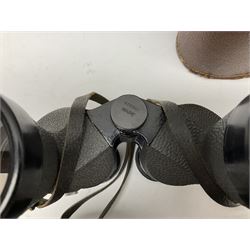 Eleven pairs of Swift binoculars, to include Greens 8x40, Saratoga 8x40, two pairs of Newport Mk II 10x50, Newport 10x50, Saratoga Mk II 8x40, Audubon 8.5x44, etc, 