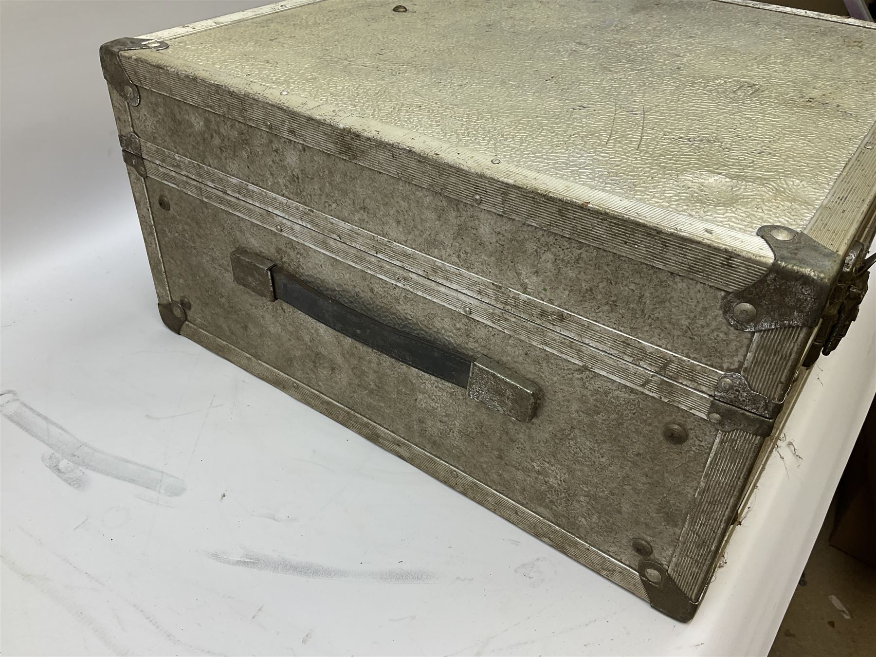 Pearl Musical Instruments Limited SS-101 amplifier No.7091 with integral flight case 48cm square