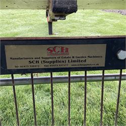 SCH 100cm lawn rake
 - THIS LOT IS TO BE COLLECTED BY APPOINTMENT FROM DUGGLEBY STORAGE, GREAT HILL, EASTFIELD, SCARBOROUGH, YO11 3TX