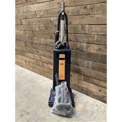 Sebo X4 Extra vacuum cleaner, anti allergy grade