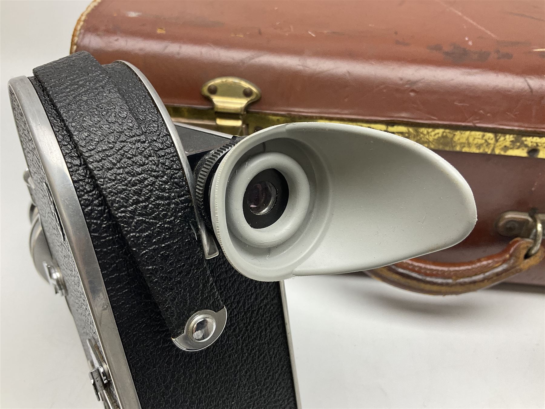 Paillard Bolex H8 RX cine camera body, serial no.195008, with 'Kern Paillard Vario Switar 36EE 1:1,9 f=8/36mm H8 RX' lens, serial no. 955497, in fitted leather carrying case  