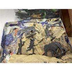 Large variety of predominantly metal miniature soldiers, a mixture of painted and non-painted figures, to include examples of American, British and European soldiers 