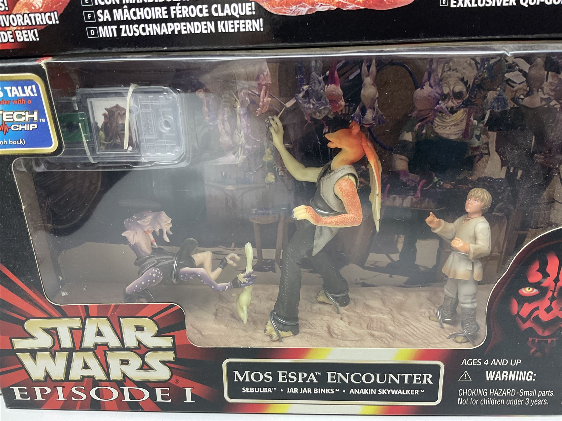 Star Wars - Episode 1 - Kaadu & Jar Jar Binks, Jabba The Hutt, two x Mos Espa Encounter, Opee & Qui-Gon Jinn, Watto's Box, Ammo Wagon & Falumpaset, Gungan Assault Cannon, Sith Speeder & Darth Maul, Armoured Scout Tank with Battle Droid and Gungan Catapult Accessory Set; all boxed (11)