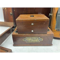 Collation of folding plate cameras of various sizes folding plate in mahogany and lacquered brass, together with camera plates and slides
By vendors repute some slide are from the Gandolfi workshop