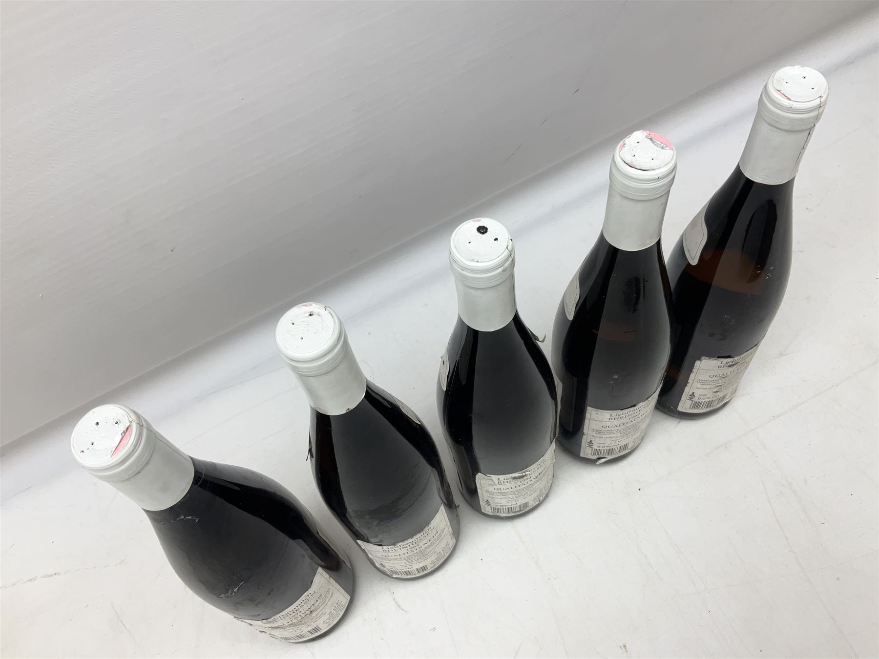 Mixed alcohol including two bottles Rully 1992 La Chaume, 75cl, 13% vol, Chateau Vieux Doumayne 1989 Saint-Emilion Grand Cru, 75cl, 12% vol, five bottles Krausen Keller Liebfraumilch Rheinhessen, five bottles Inniskillin 1992 Marechal Foch etc