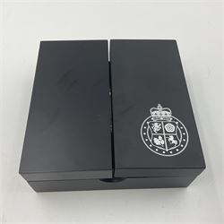 Queen Elizabeth II Bailiwick of Jersey 2022 'The 600th Anniversary of Henry V' gold proof five pound coin, cased with certificate