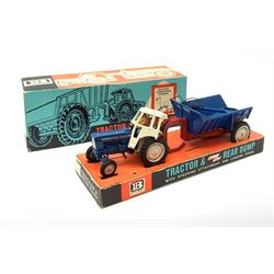 Britains Models - 9630 Ford 5000 tractor and Shawnee Poole Rear Dump with steering attachment and loading spade, in original box with lift-off top and display tray