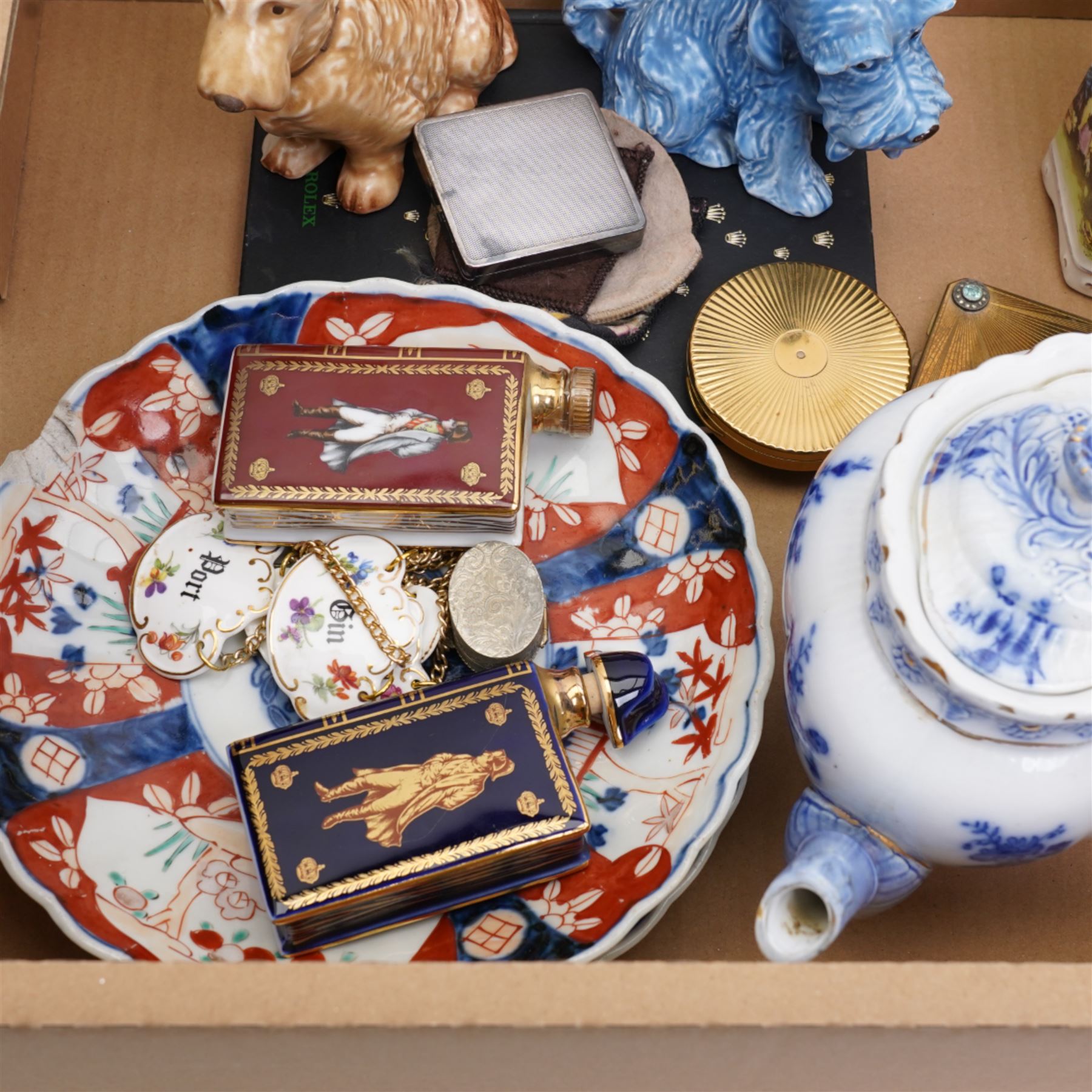 Two Sylvac dogs, 1205 and 1295, two Limoges Camus brandy flasks, pair of Imari plates, graduated jugs, Stratton and other compacts etc