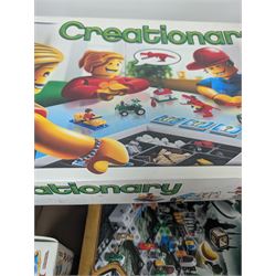 Collection of Lego Games sets, including no. 3841 Minotaurus, 3862 Harry Potter Hogwarts, 50011 Lord of the Rings Battle of Helms Deep, 3860 Heroica Fortaan, 3848 Pirate Plank, 3855 Ramses Return, 3844 Creationary, etc