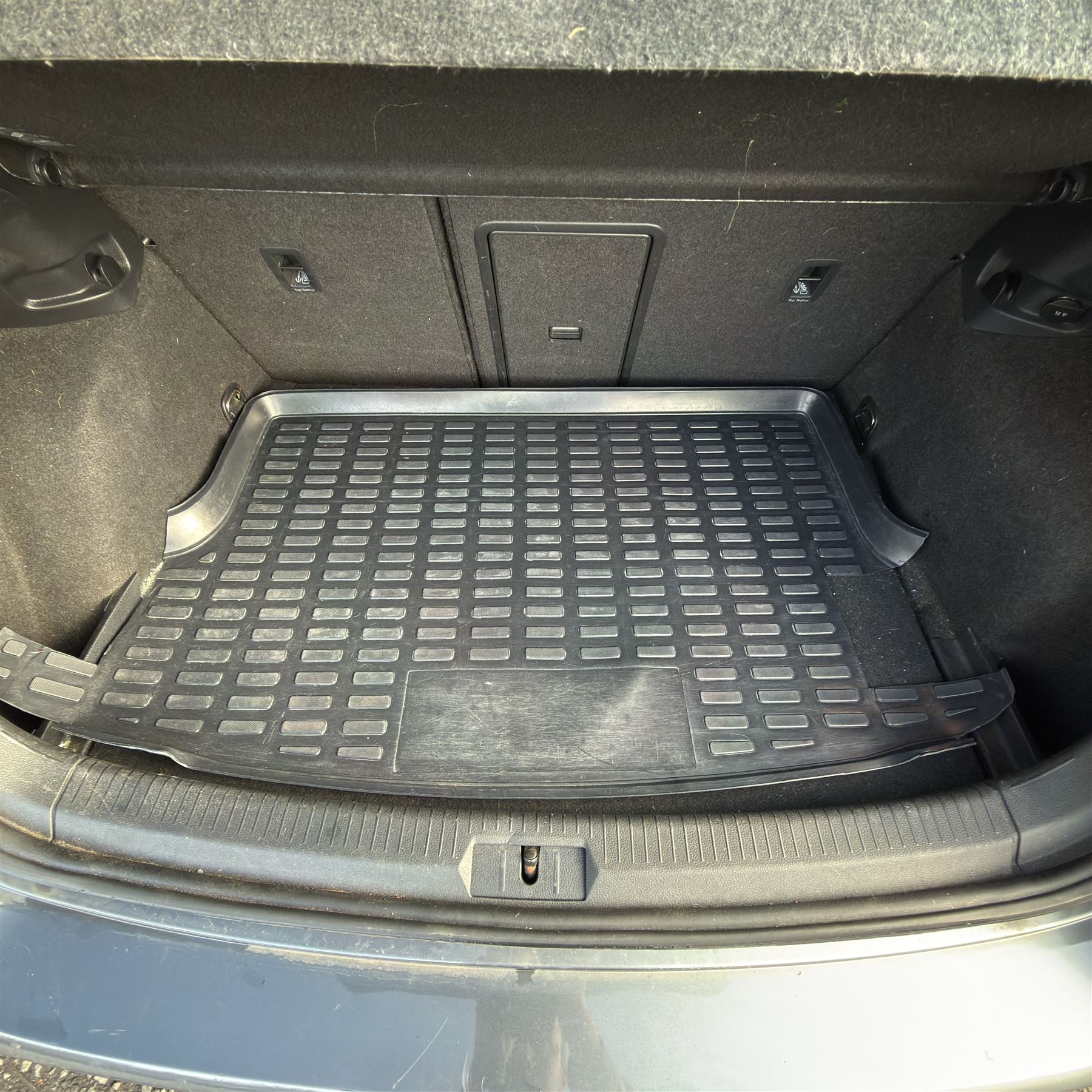 VW Golf, 2 Litre diesel, Automatic, 2018, Grey, MOT till 04/04/2026, 95.500 miles (KT67 NYB) - Car play, Parking sensors - this vehicle is subject to 10% plus VAT buyers premium (12% in total)