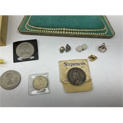 Queen Victoria 1889 crown coin, various commemorative crowns, Queen Elizabeth II 1986 two pounds, various other coins, cultured pearl necklace, wristwatch, earrings etc