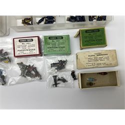 Hornby Dublo/Dinky - over one hundred and thirty die-cast and plastic figures including Station Staff, Passengers, Workmen and other occupations etc; all unboxed but with three empty boxes