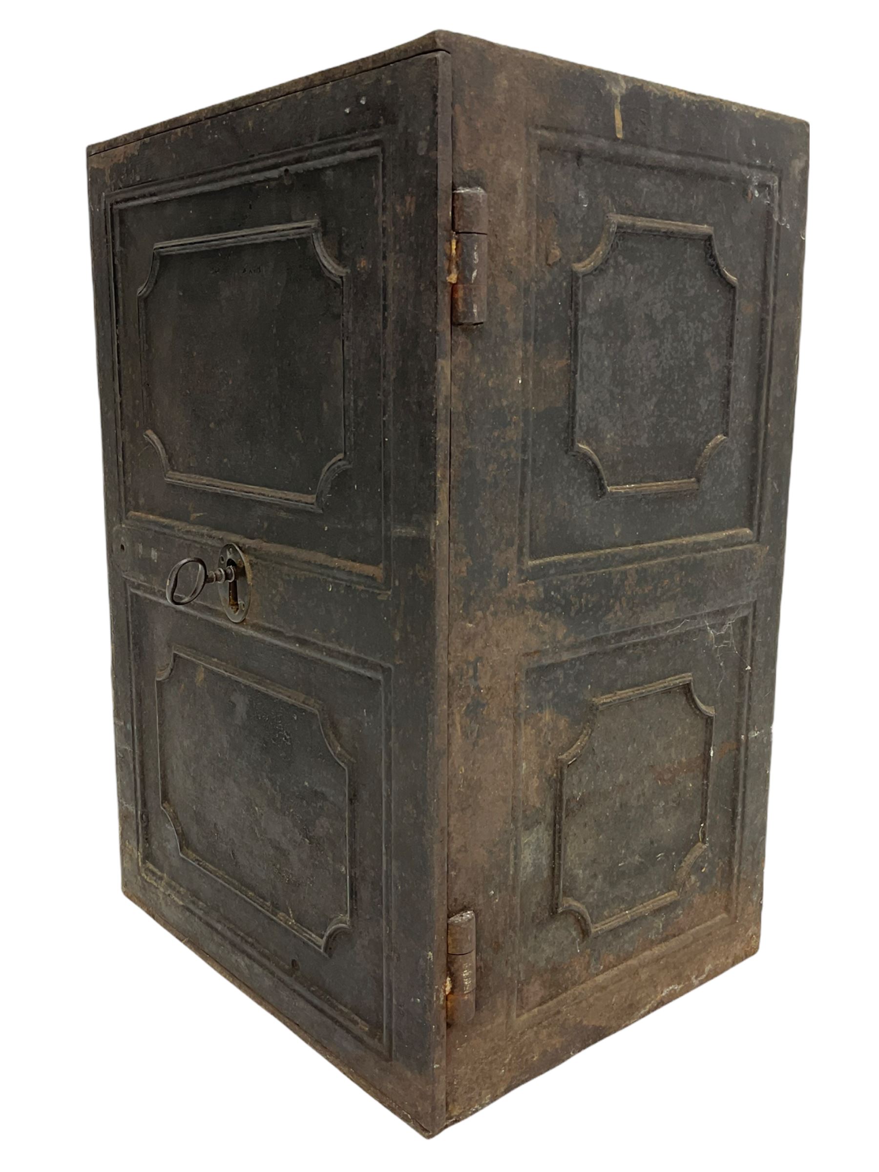Early 19th century cast iron safe strong box, with key, two internal drawers