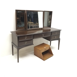 Stag Minstrel mahogany dressing table, r