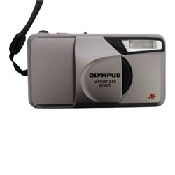 Five Olympus compact digital cameras, comprising Superzoom 800S, Camedia C-450 Zoom, Superzoom 160, XA3 and a boxed Camedia C-100